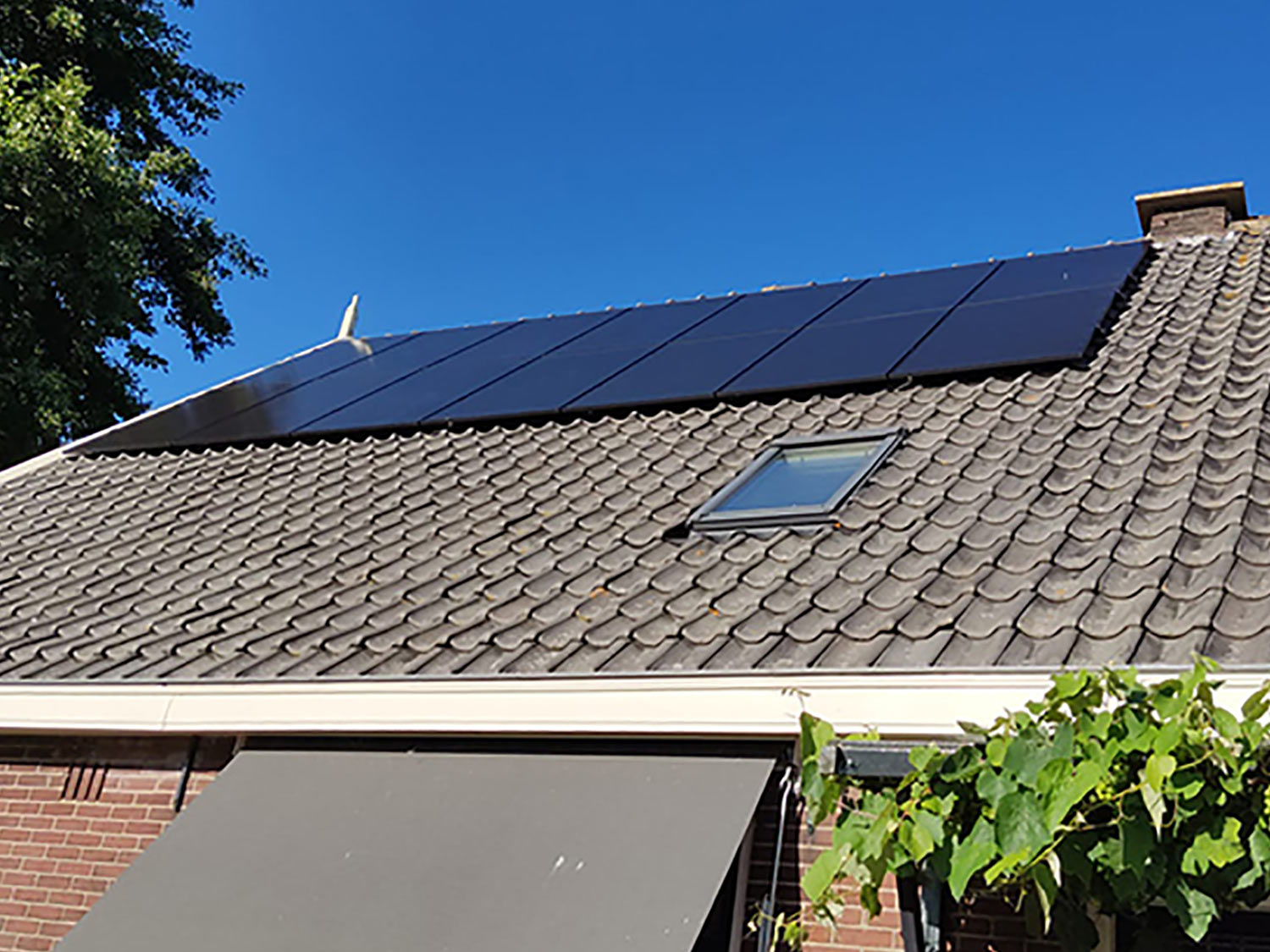 n de kijker NL Particuliere instalaltie met Stern zonnepanelen in Stolwijk MR Solar